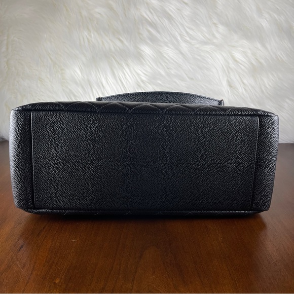 Chanel Black Caviar Grand Shopping Tote - Picture 4 of 16